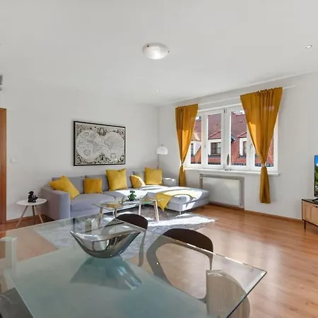 Exclusive In Centre Apartment Bratislava