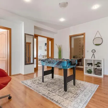 Appartement Exclusive In Centre Bratislava