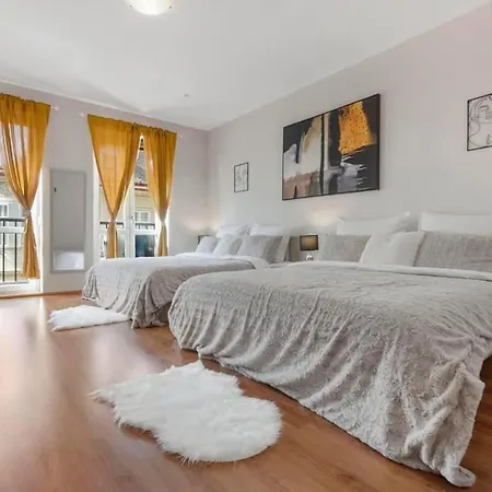 Exclusive In Centre * Pozsony